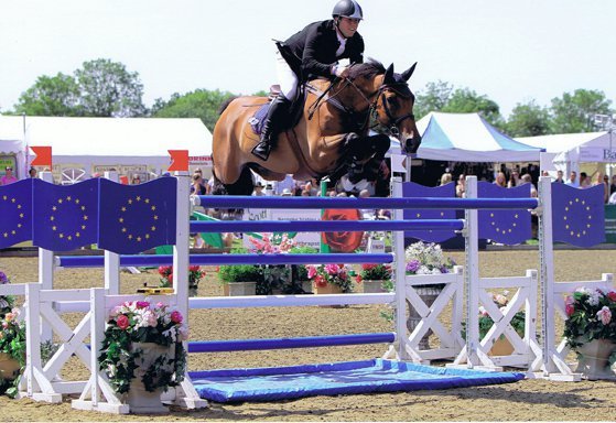 An Evening at Kirkton Equestrian with Douglas Duffin.
