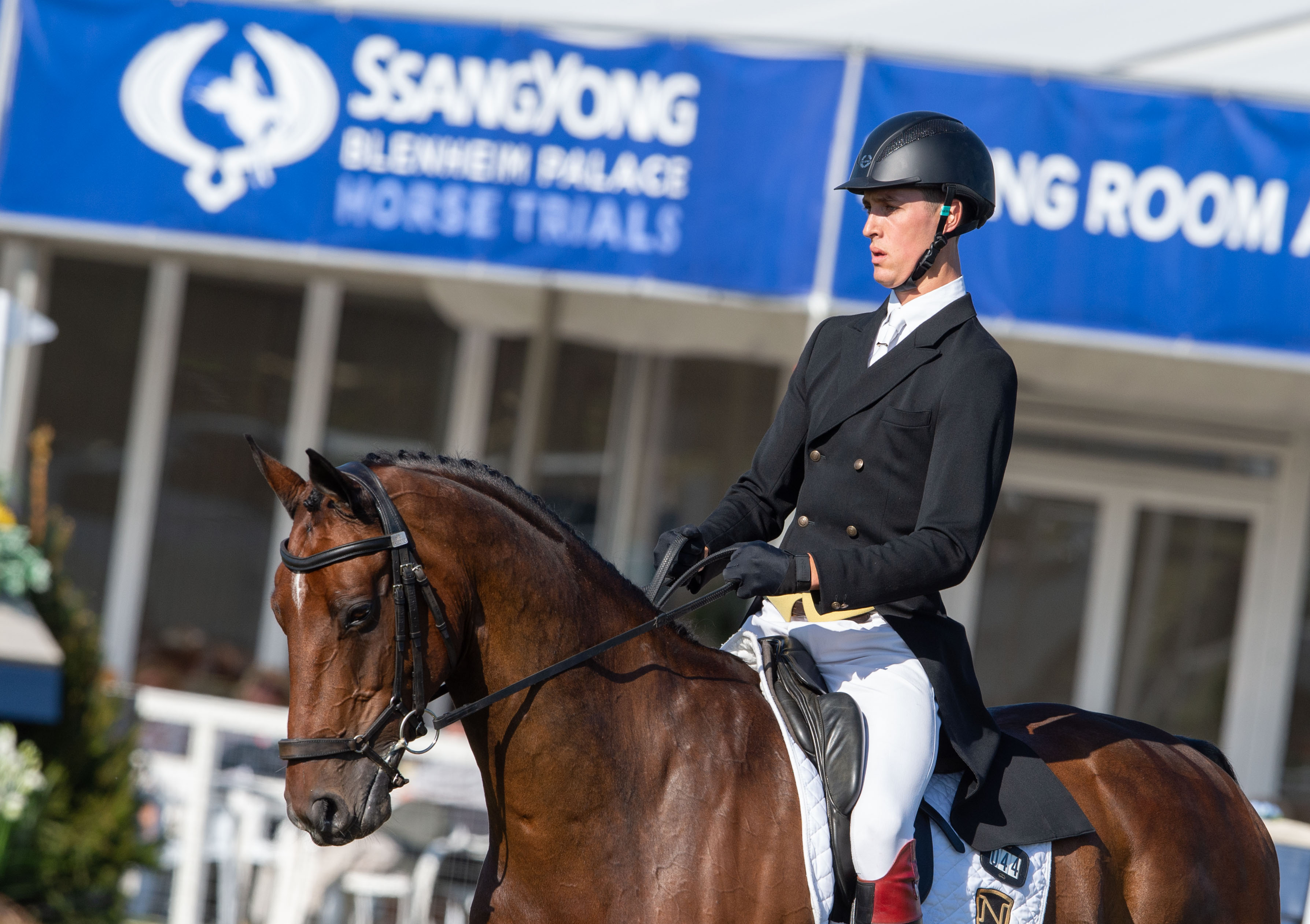 SSANGYONG BLENHEIM PALACE HORSE TRIALS:  YOUNG BRITISH RIDER SNATCHES THE LEAD