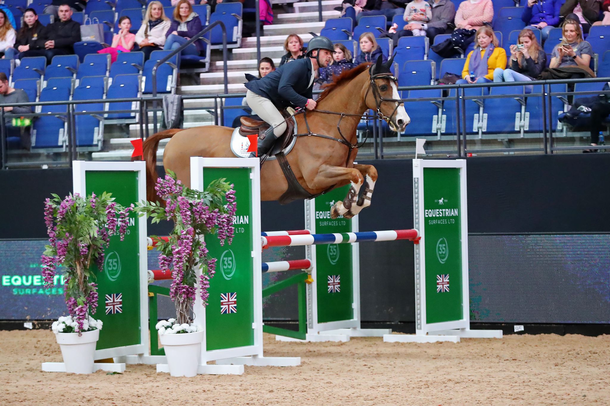 Joss Williams Claims an Impressive Victory in the CSIAm-A Jump off 1.15m sponsored by Equestrian Surfaces